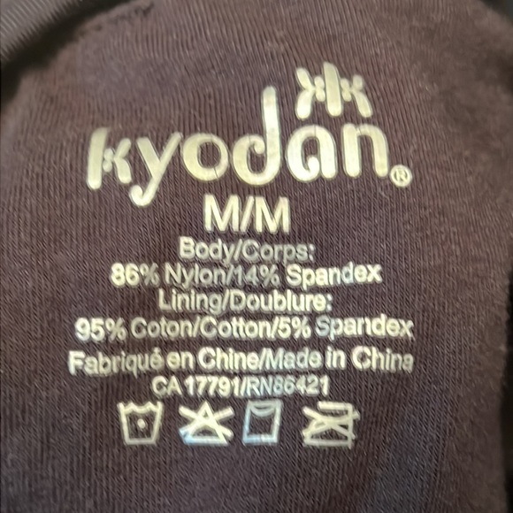 KYODAN women’s size M black racerback mesh back, athletic gym, tank top - Picture 8 of 9